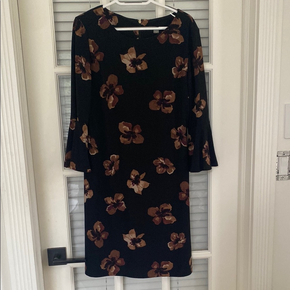 Beautiful Tommy Hilfiger easy dress